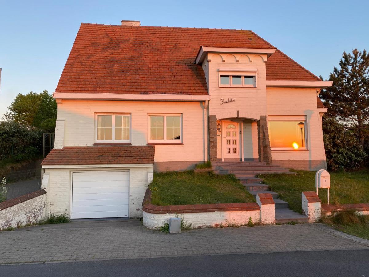 Villa met zicht op zee en duinen in reservaat - jacuzzi met zeezicht - Oostduinkerke Buitenkant foto