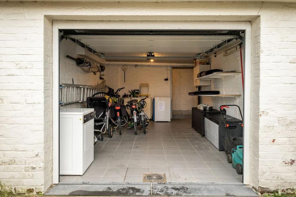 Villa met zicht op zee en duinen in reservaat - jacuzzi met zeezicht - Oostduinkerke Buitenkant foto