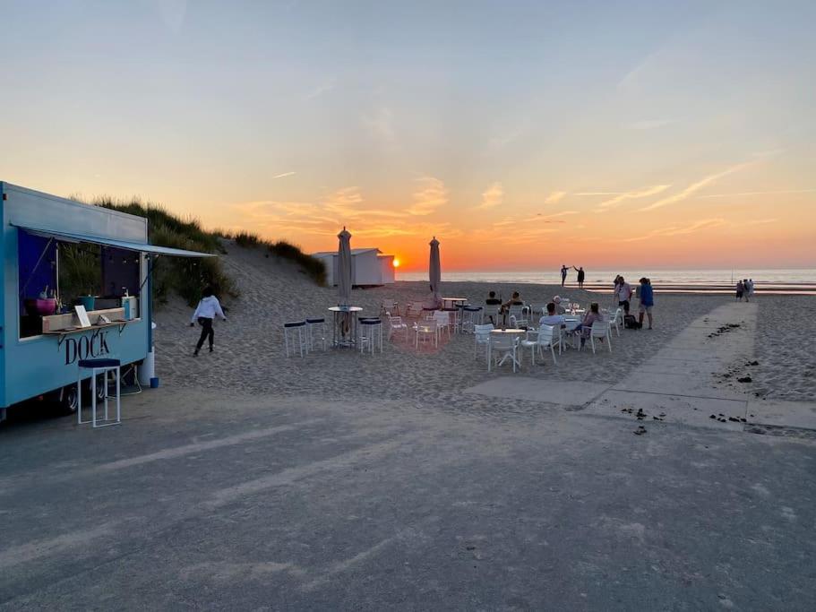 Villa met zicht op zee en duinen in reservaat - jacuzzi met zeezicht - Oostduinkerke Buitenkant foto